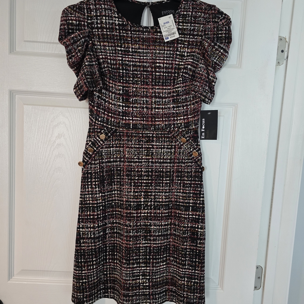 Tahari Black and White Sheath Dress with Ruffled Puff Sleeves
